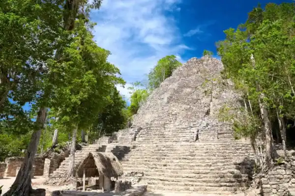Coba Express tour  Chac pyramid