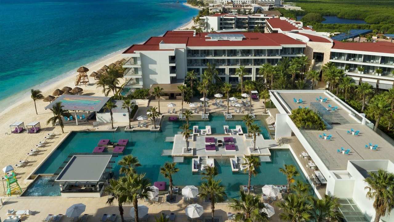 Breathless Riviera Cancun hotel and private tour pickup