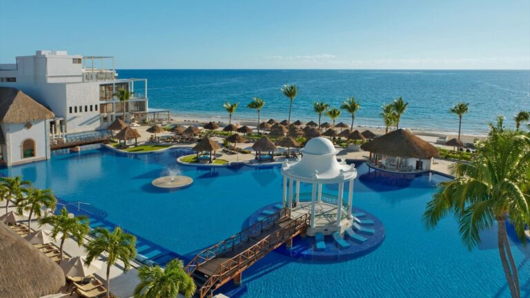 Dreams Sapphire Resort & Spa hotel