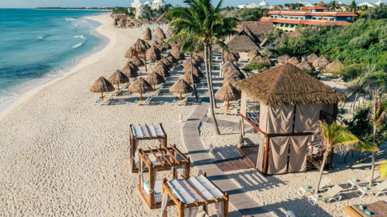 Iberostar Waves Paraiso Beach hotel