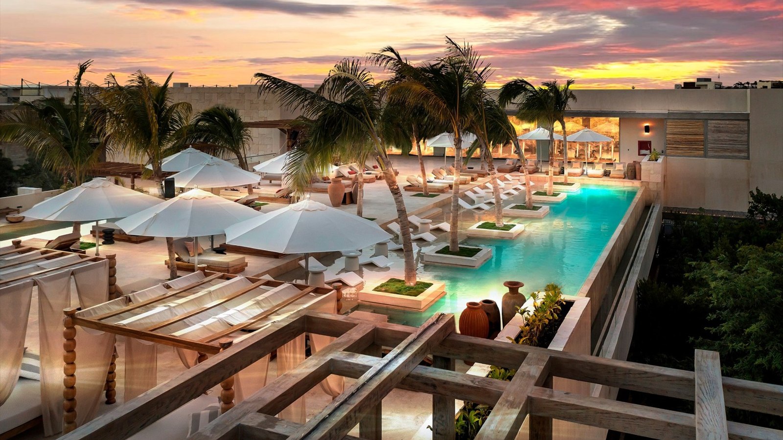 Motto by Hilton Tulum hotel and private tour pickup