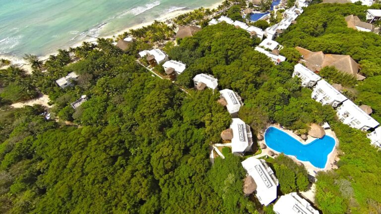 Sandos Caracol hotel