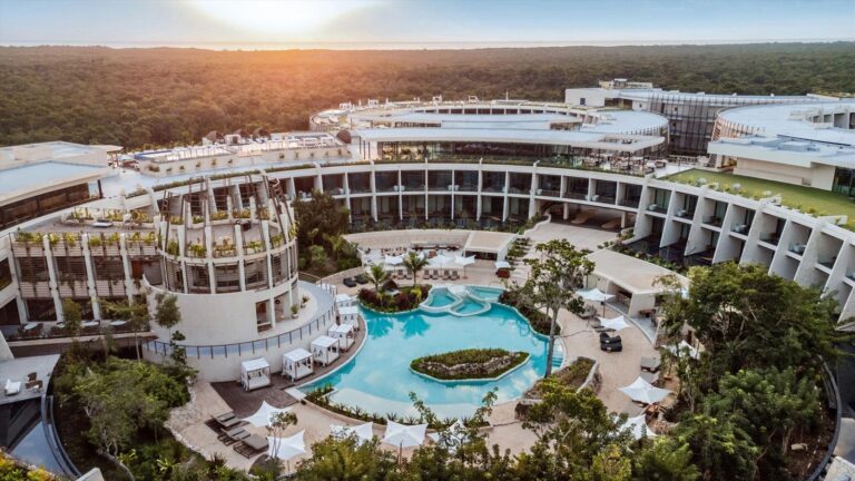Secrets Tulum hotel