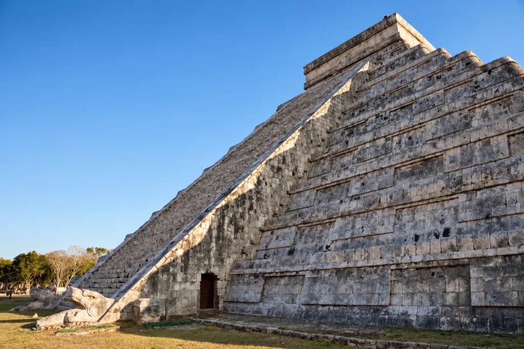 Chichen Itza Equinox - tour photographs