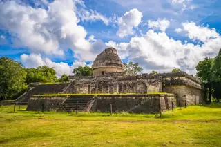El Caracol
  observatory building at Chichen Itza