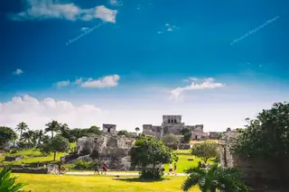 Panoramic view of
  Tulum ruins on private tour