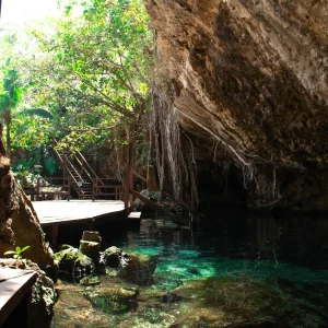 Cenote Nohoch Nah Chich
