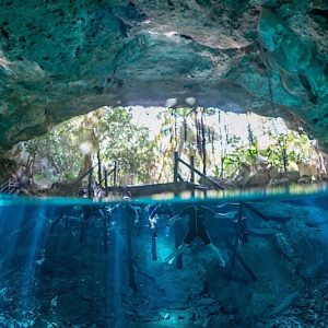 Cenote dos ojos
